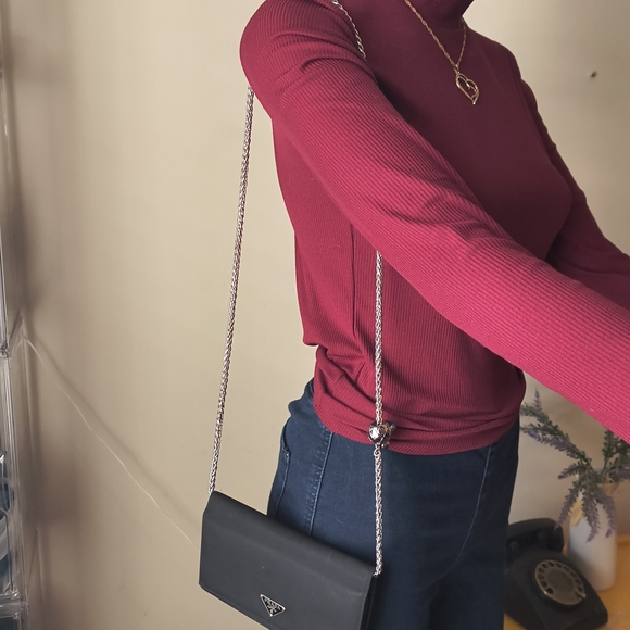 Prada Milano Tessuto Nylon Wallet / Clutch Bag with Silver Chain - Picture 3 of 10